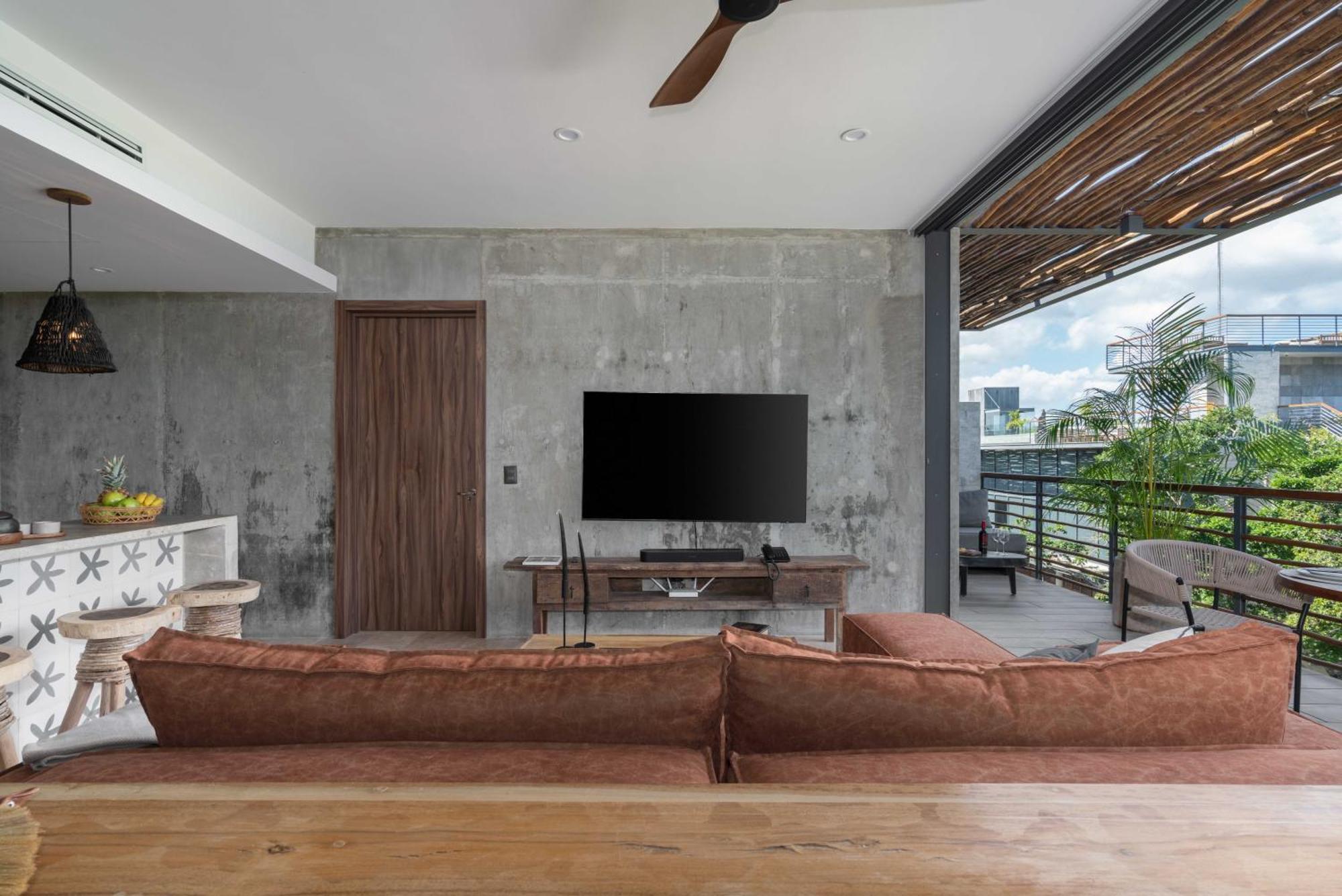 Amazing Penthouse Private Pool Close To *