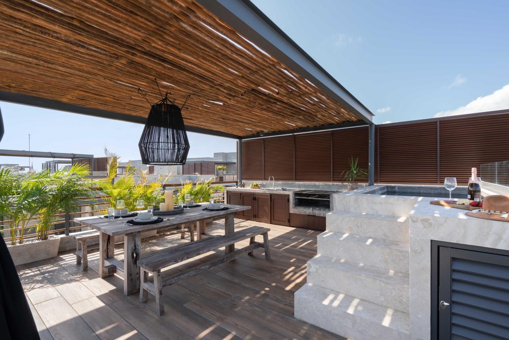 Amazing Penthouse Private Pool Close To Apartment